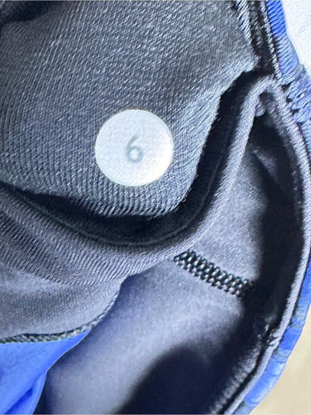 Lululemon All Meshed Up 7/8 Tight size 6 Black Blue Mesh Athletic Wear - Picture 13 of 14
